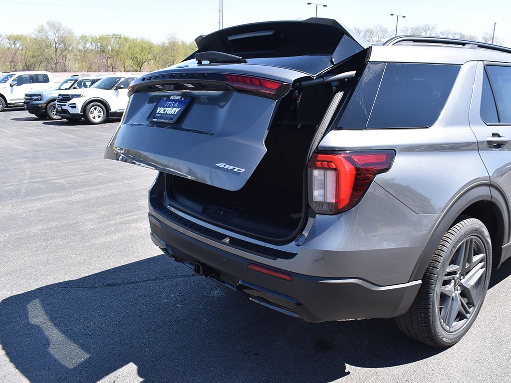 New 2026 Ford Explorer - photo 31
