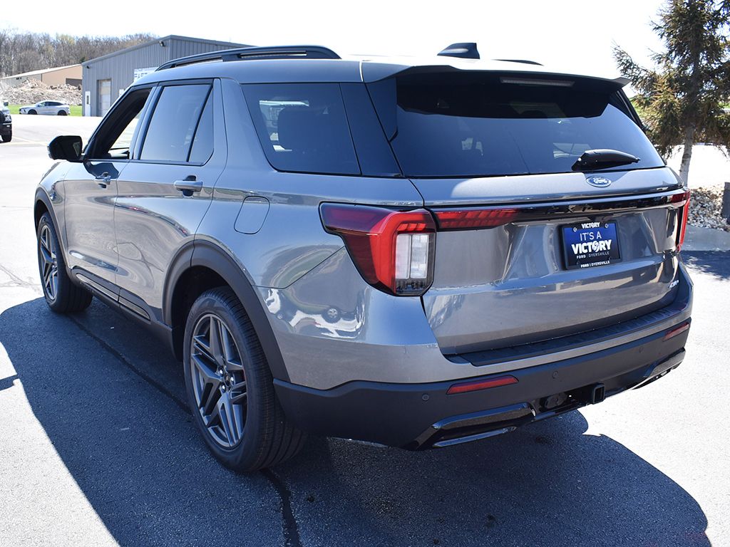 New 2026 Ford Explorer - photo 5