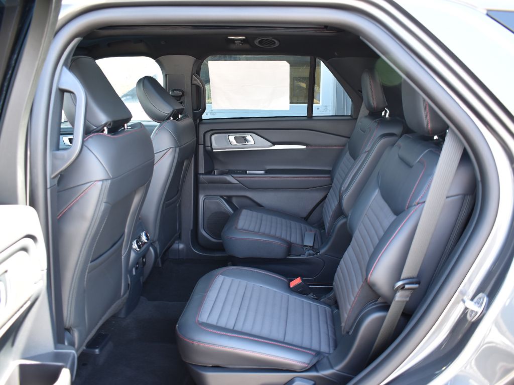New 2026 Ford Explorer - photo 8