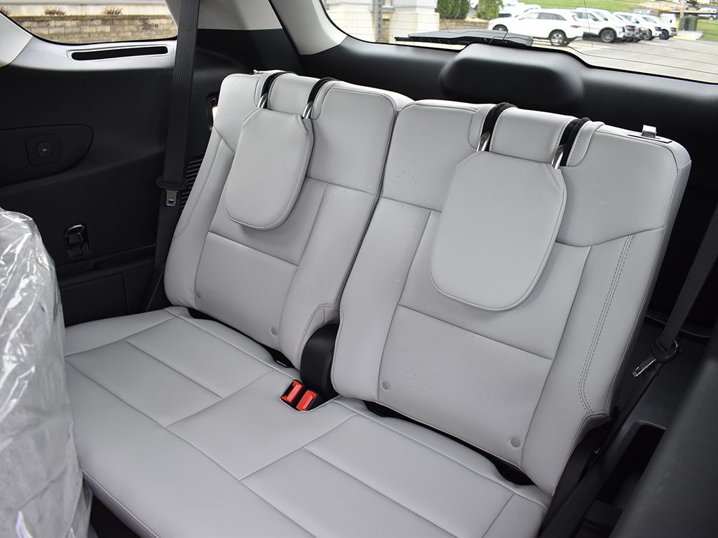 New 2026 Ford Explorer - photo 9