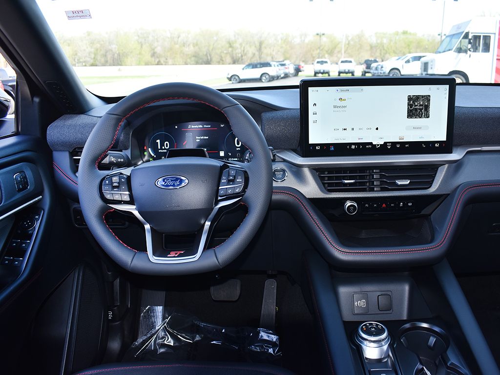 New 2026 Ford Explorer - photo 18
