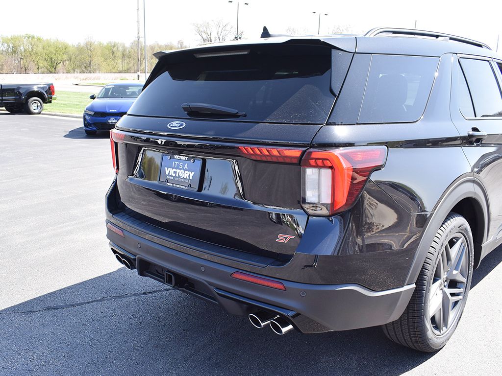 New 2026 Ford Explorer - photo 32
