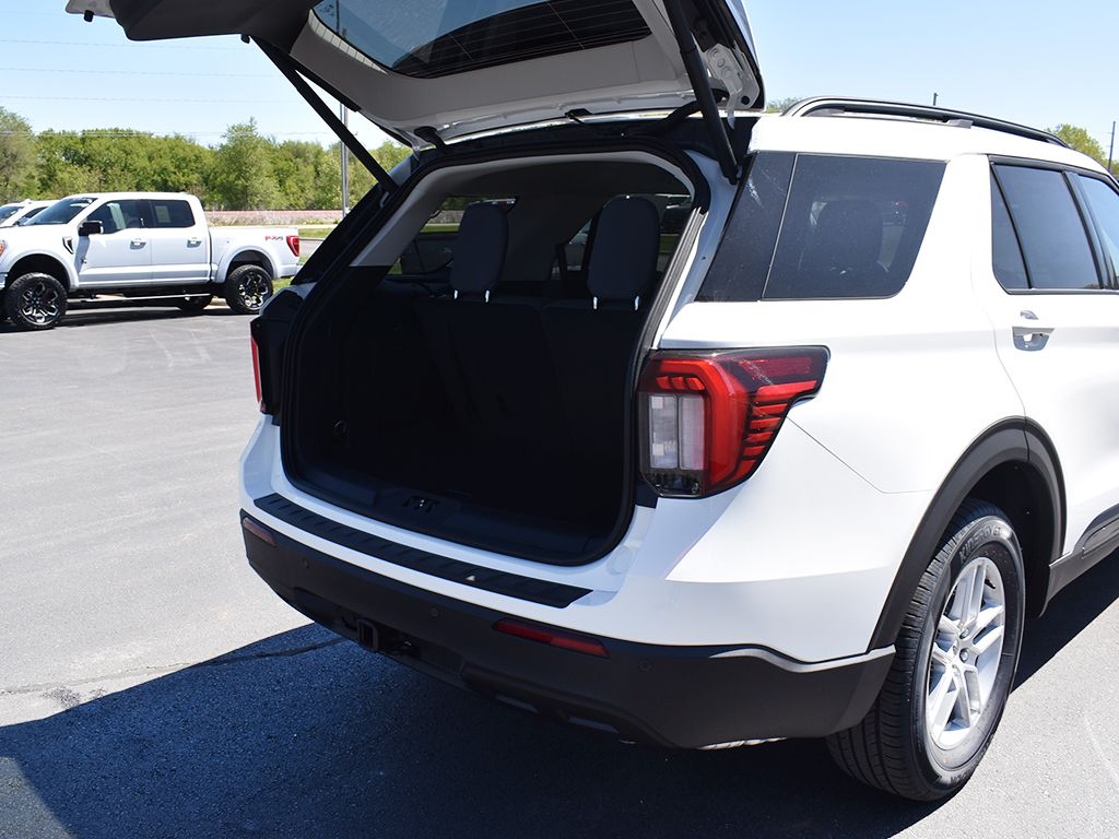New 2026 Ford Explorer - photo 30