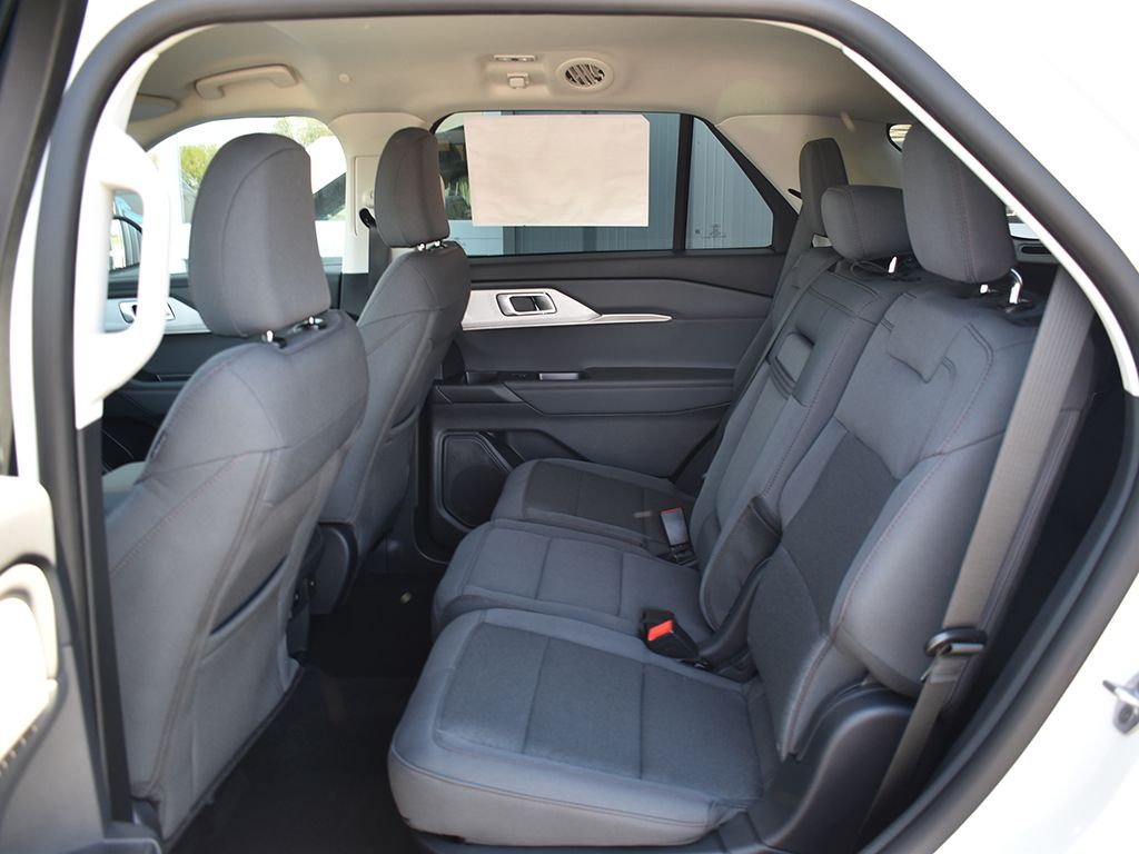 New 2026 Ford Explorer - photo 8