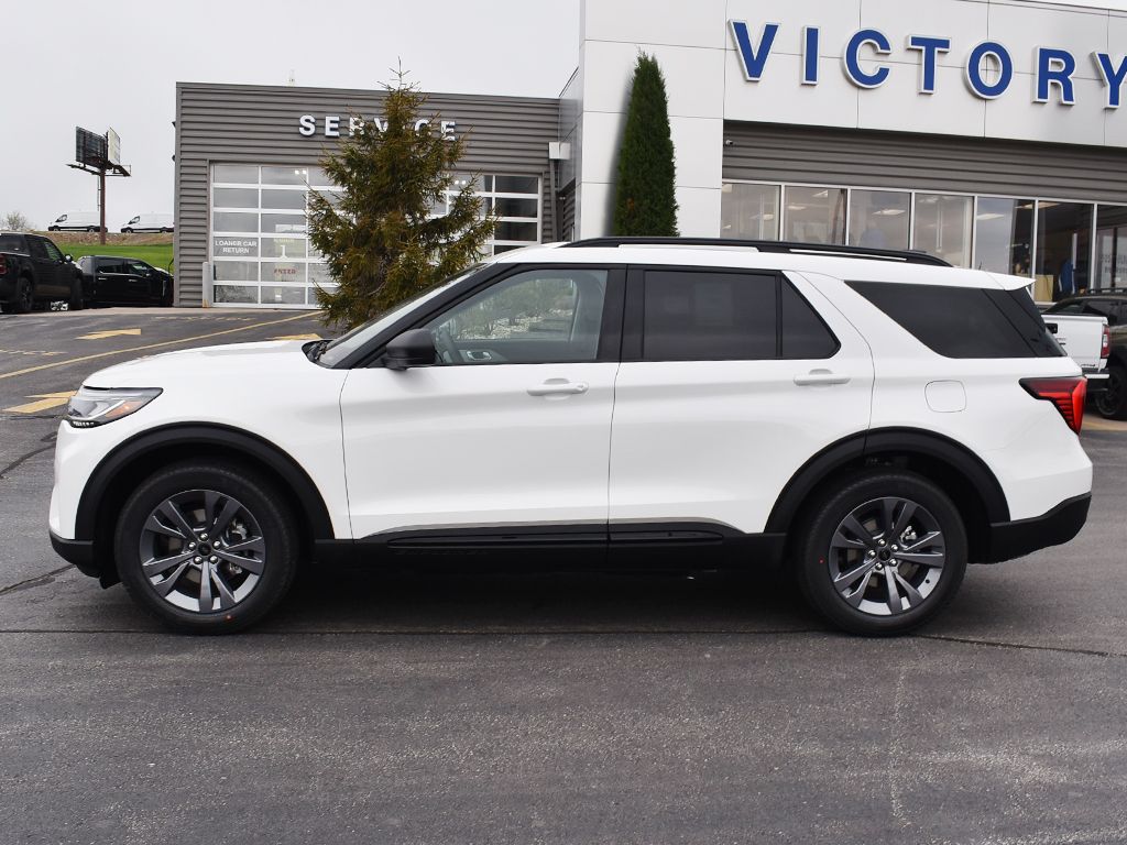 New 2026 Ford Explorer - photo 2