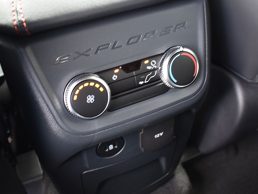 New 2026 Ford Explorer - photo 23