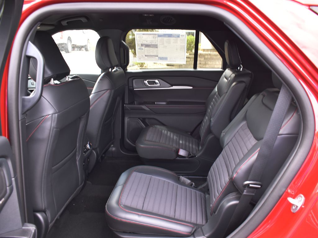 New 2026 Ford Explorer - photo 5