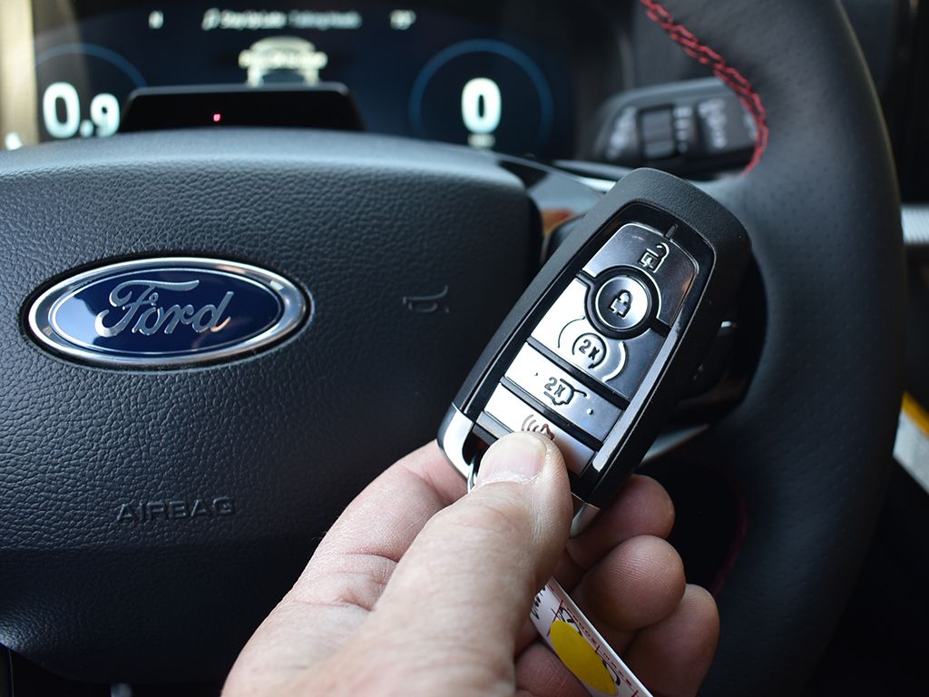 New 2026 Ford Explorer - photo 14