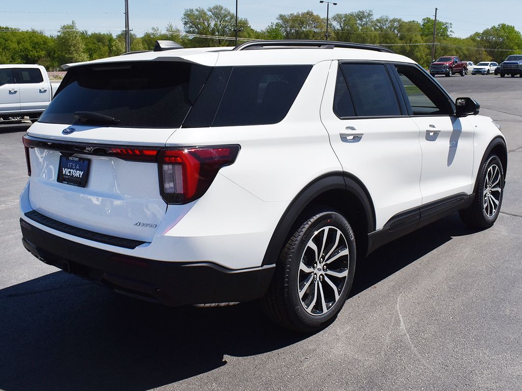 New 2026 Ford Explorer - photo 17