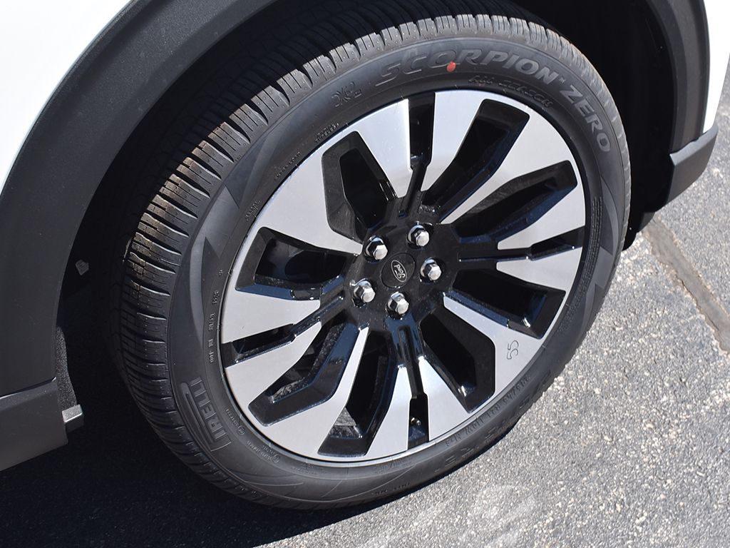 New 2026 Ford Explorer - photo 11