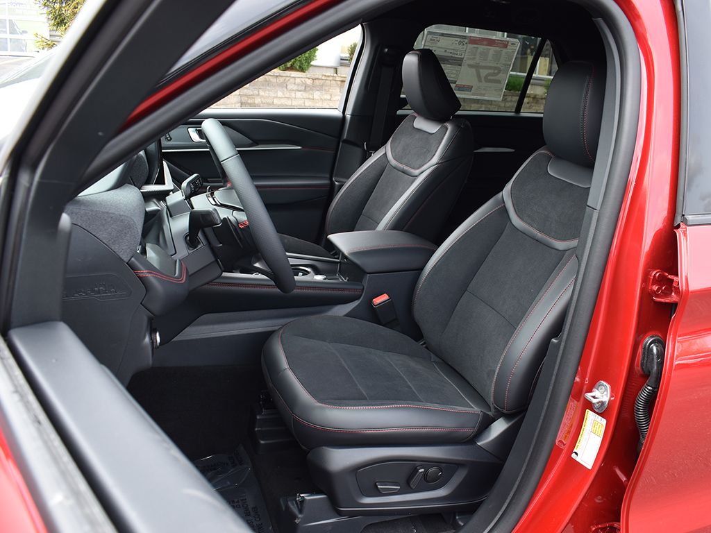 New 2026 Ford Explorer - photo 7