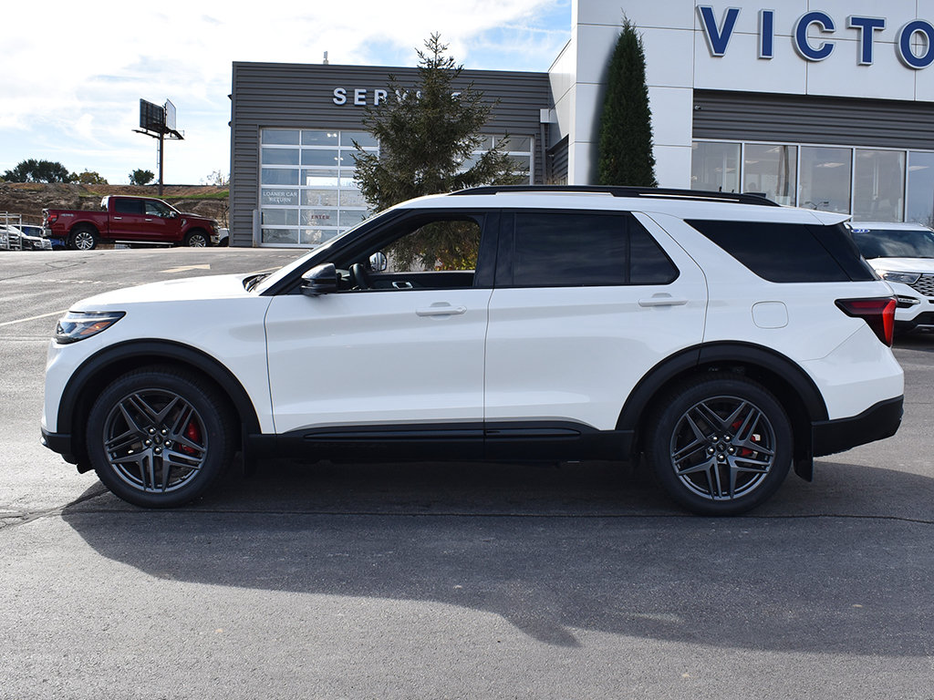 New 2026 Ford Explorer - photo 2
