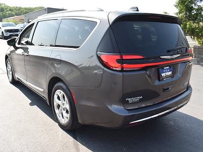 2021 Chrysler Pacifica FWD Minivan for sale #D5516 - photo 2