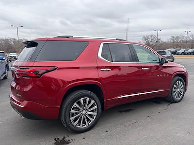 Used 2023 Chevrolet Traverse - photo 1