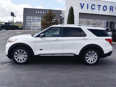 Used 2022 Ford Explorer - photo 2