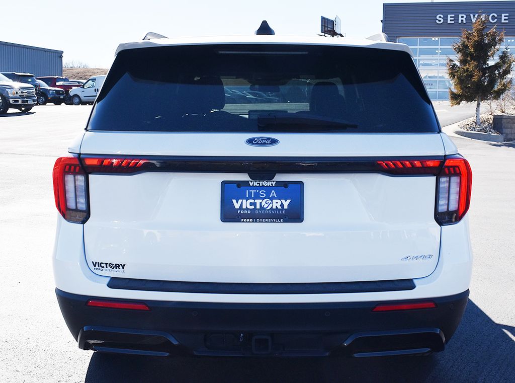 Used 2025 Ford Explorer - photo 29