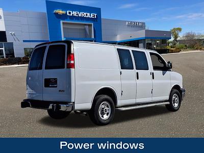 Used 2024 GMC Savana 2500 - photo 1