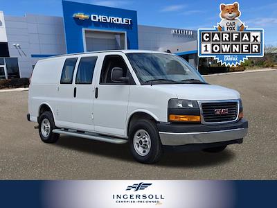 Used 2024 GMC Savana 2500 - photo 1