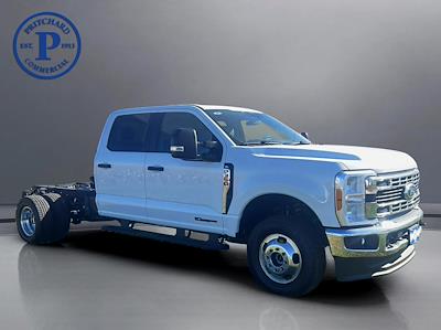 2025 Ford F-350 Crew Cab DRW 4WD Cab Chassis for sale #FE24F9144 - photo 1