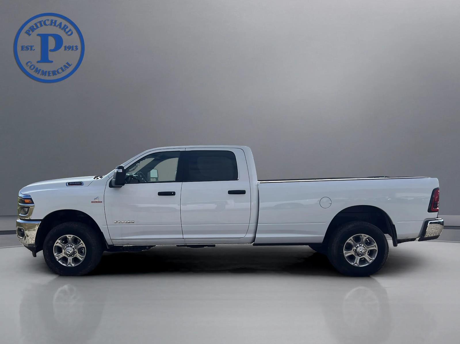New 2025 Ram 3500 - photo 10