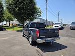 Used 2015 Nissan Frontier SV Crew Cab Pickup for sale #D529208B - photo 2