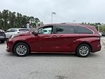 Used 2023 Toyota Sienna XLE AWD Minivan for sale #D541085A - photo 3