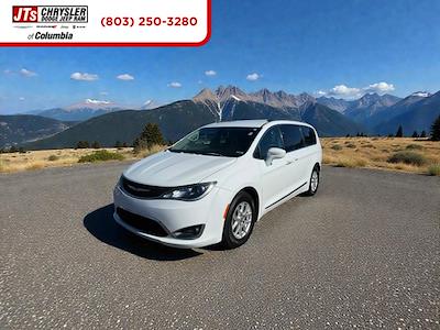 Used 2020 Chrysler Pacifica - photo 1