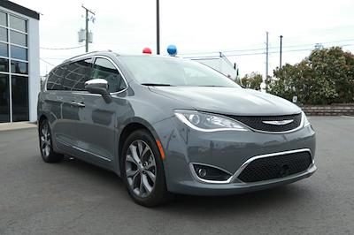 Used 2020 Chrysler Pacifica - photo 1