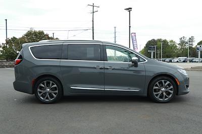 Used 2020 Chrysler Pacifica - photo 1