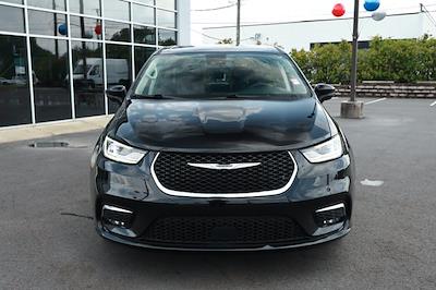 2024 Chrysler Pacifica FWD Minivan for sale #P8999 - photo 2