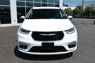2023 Chrysler Pacifica FWD Minivan for sale #P9004 - photo 2