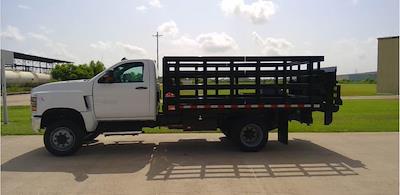 2022 Chevrolet Silverado 5500 Regular Cab DRW 4WD Curry Supply Company Stake Bed for sale #FV22G2249 - photo 1