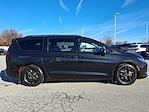 Used 2018 Chrysler Pacifica Touring L Minivan for sale #20187298 - photo 10