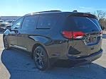 Used 2018 Chrysler Pacifica Touring L Minivan for sale #20187298 - photo 3