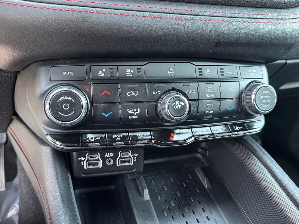 Used 2025 Dodge Durango - photo 24