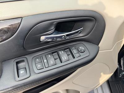 Used 2017 Dodge Grand Caravan - photo 1