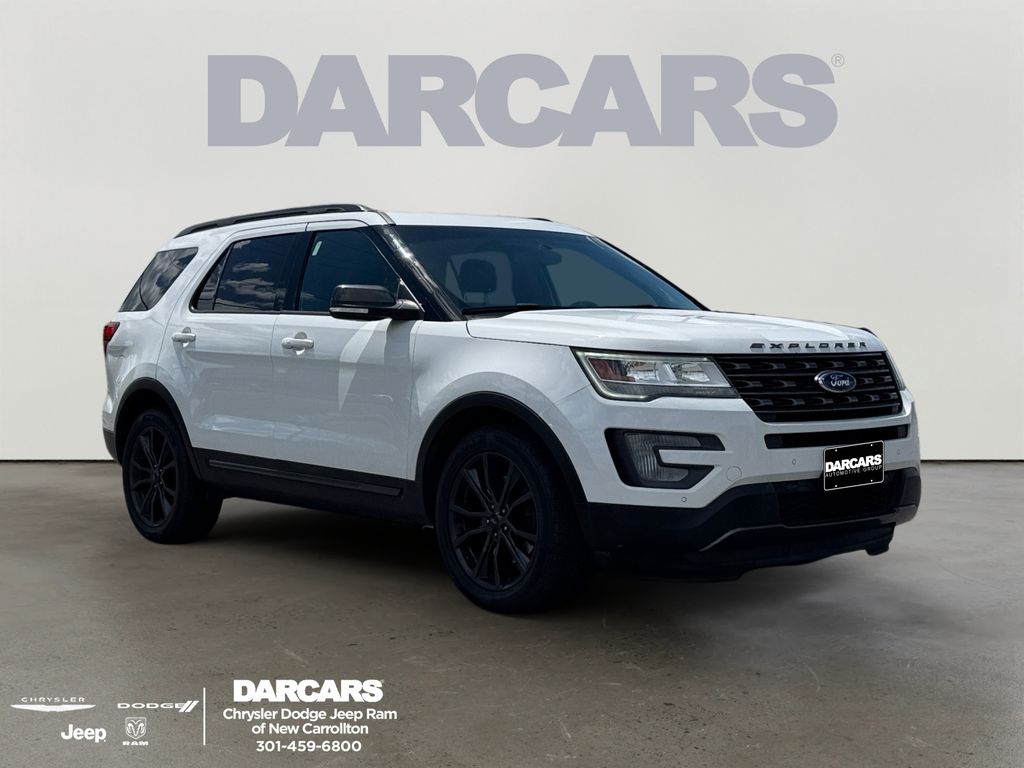 Used 2017 Ford Explorer - photo 1