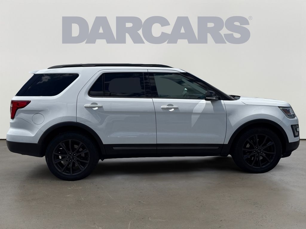 Used 2017 Ford Explorer - photo 9
