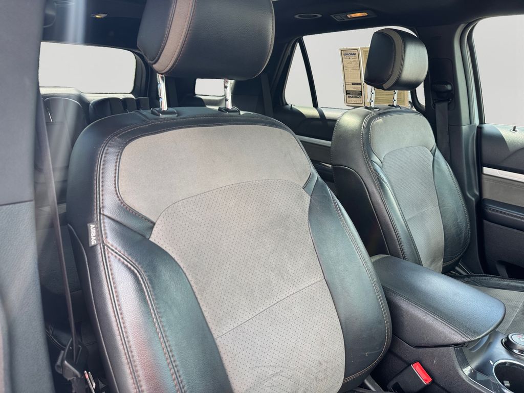 Used 2017 Ford Explorer - photo 11