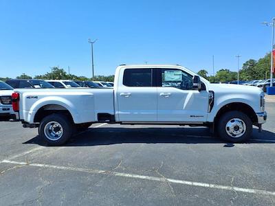 New 2025 Ford F-350 Lariat Crew Cab 4x4 DRW Pickup for sale #00C72955 - photo 2