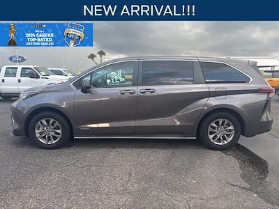 2021 Toyota Sienna FWD Minivan for sale #00P25702 - photo 1