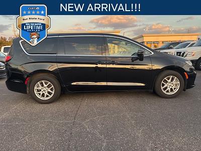 Used 2024 Chrysler Pacifica - photo 1