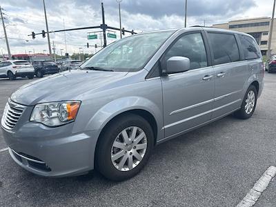 Used 2016 Chrysler Town and Country - photo 1