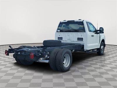 2025 Ford F-350 Regular Cab DRW 4x2 Cab Chassis for sale #D02828 - photo 2