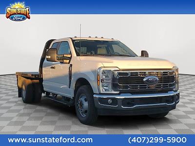 New 2025 Ford F-350 Super Cab Steel Flatbed Truck for sale #D03021 - photo 1