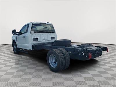 2025 Ford F-350 Regular Cab DRW 4x2 Cab Chassis for sale #D24714 - photo 2