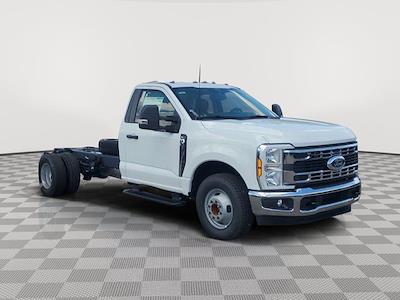 2025 Ford F-350 Regular Cab DRW 4x2 Cab Chassis for sale #D24904 - photo 1
