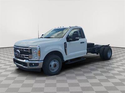 2025 Ford F-350 Regular Cab DRW 4x2 Cab Chassis for sale #D24904 - photo 1
