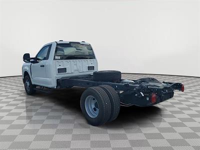 2025 Ford F-350 Regular Cab DRW 4x2 Cab Chassis for sale #D77450 - photo 2