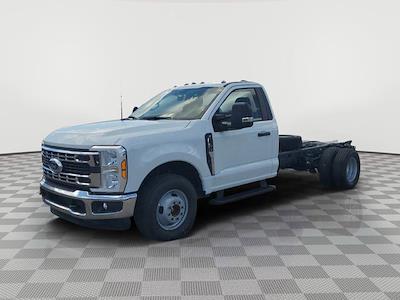 2025 Ford F-350 Regular Cab DRW 4x2 Cab Chassis for sale #D80188 - photo 1